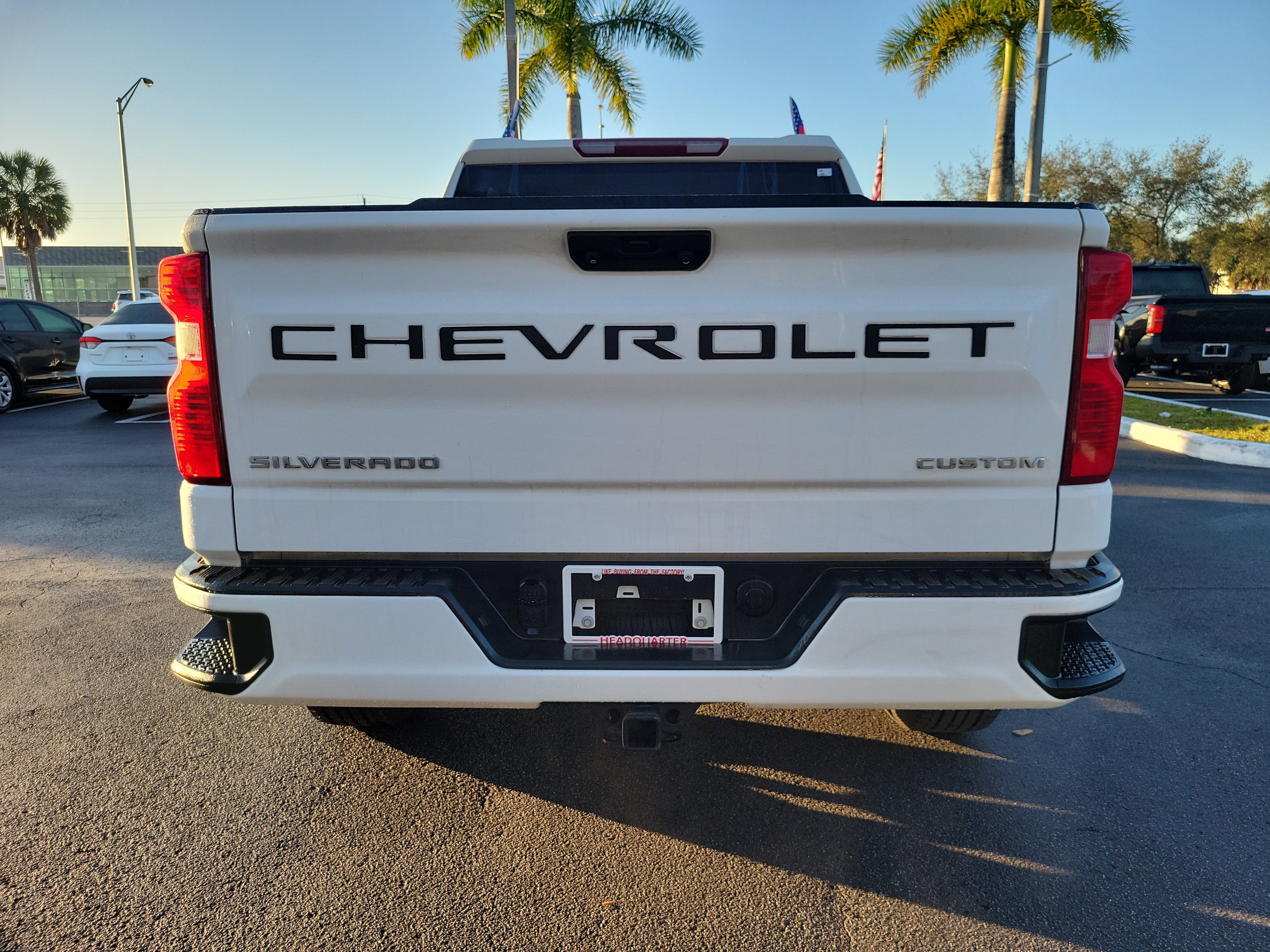 Used 2023 Chevrolet Silverado 1500 Custom image 10