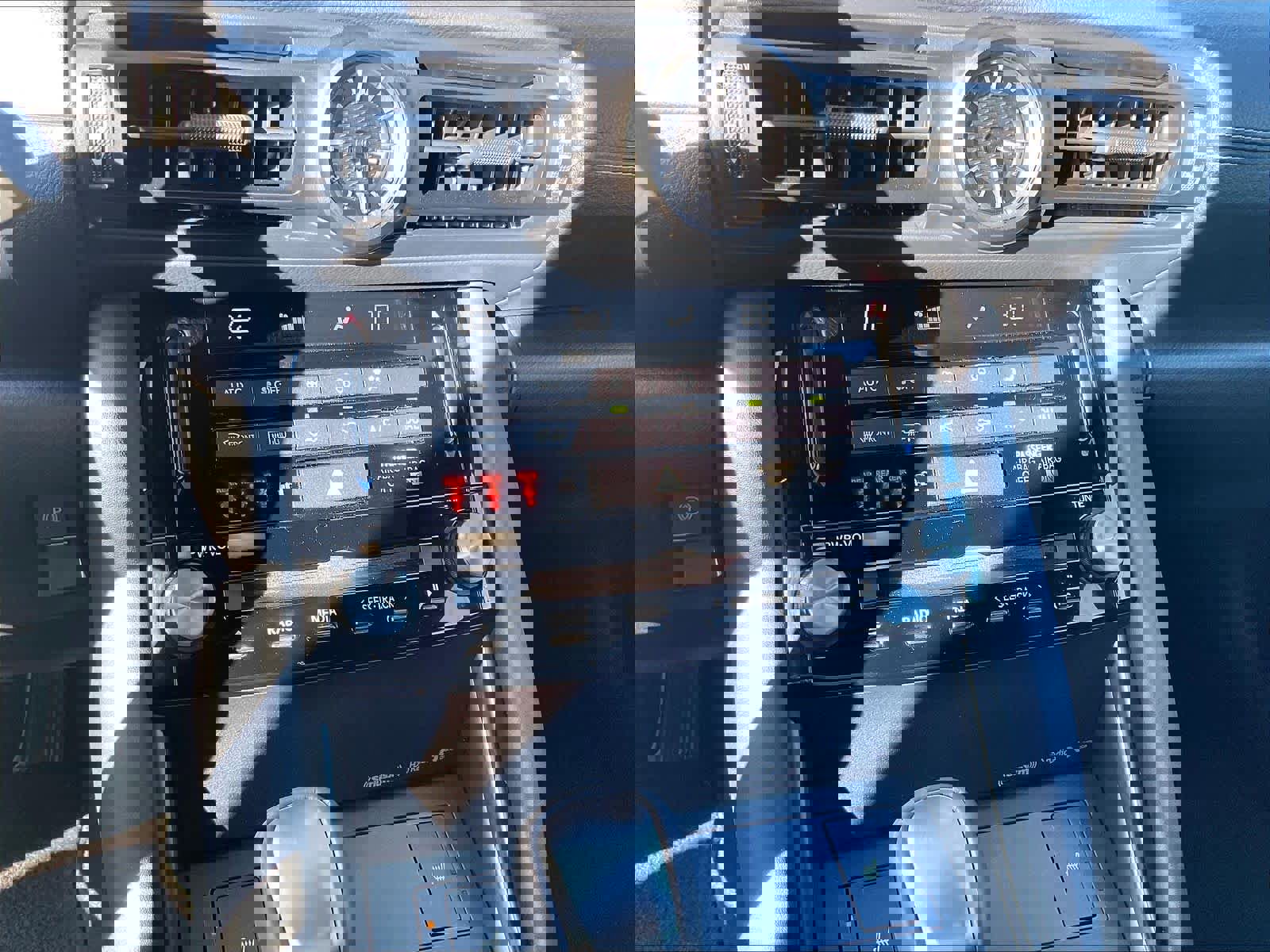 Used 2025 Lexus IS 300 F Sport image 34