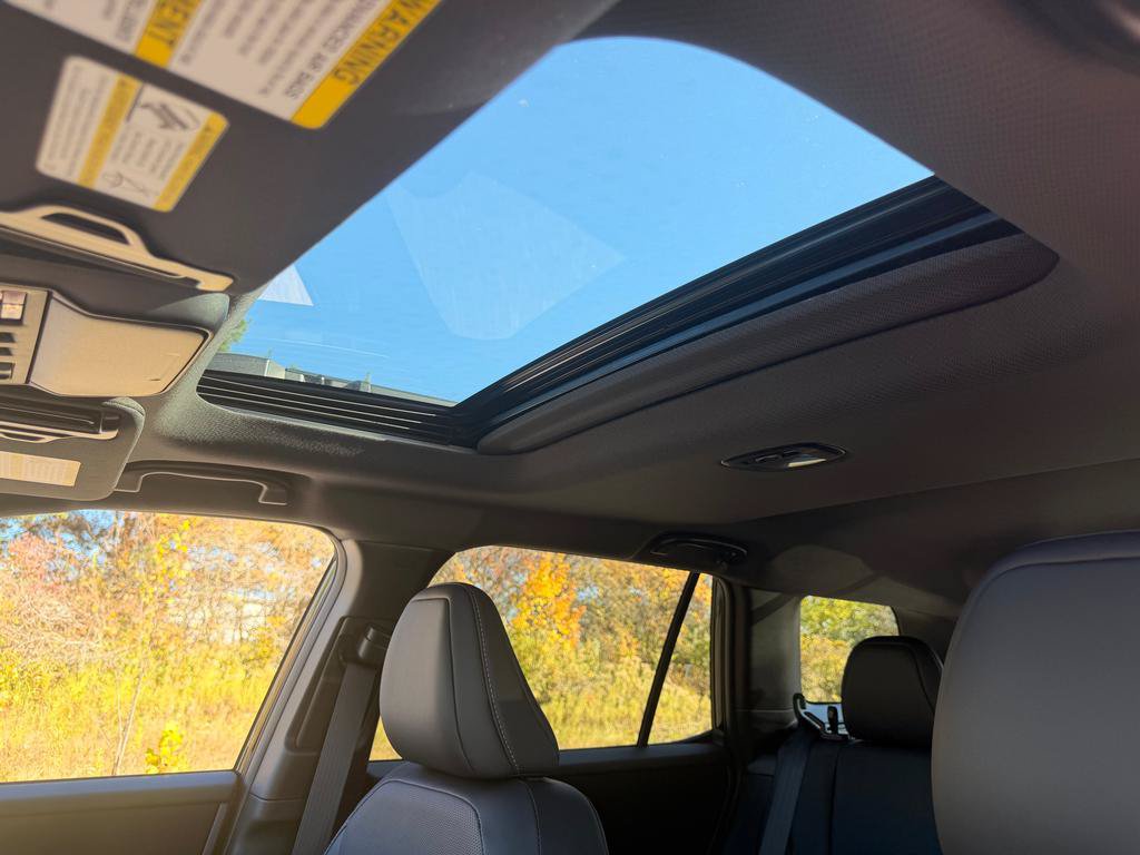 New 2026 Subaru Outback Limited AWD/4WD image 12