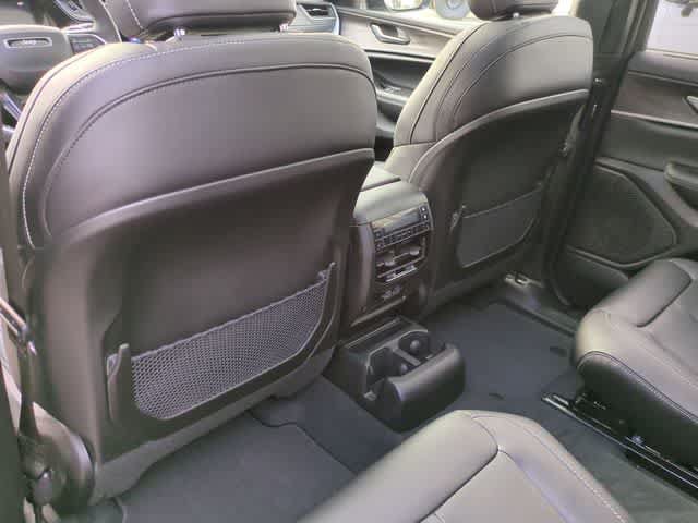 New 2025 Jeep Grand Cherokee L Limited w/ Luxury Tech Group II AWD/4WD image 19