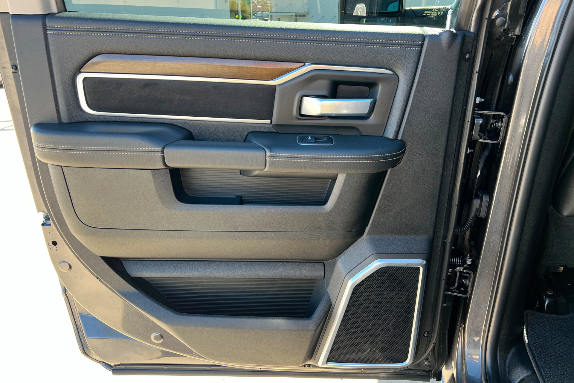 Certified 2024 RAM 2500 Laramie w/ Safety Group image 18