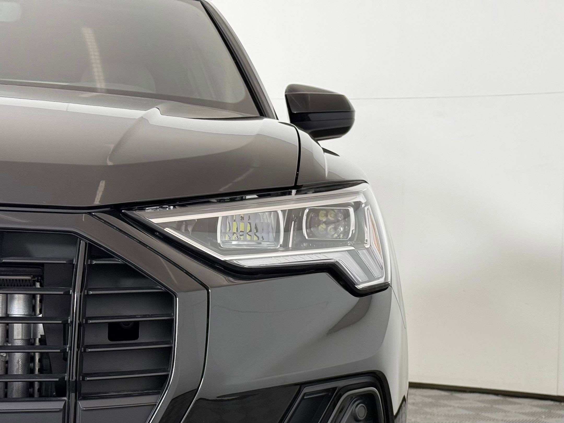 New 2025 Audi Q3 2.0T Premium image 10