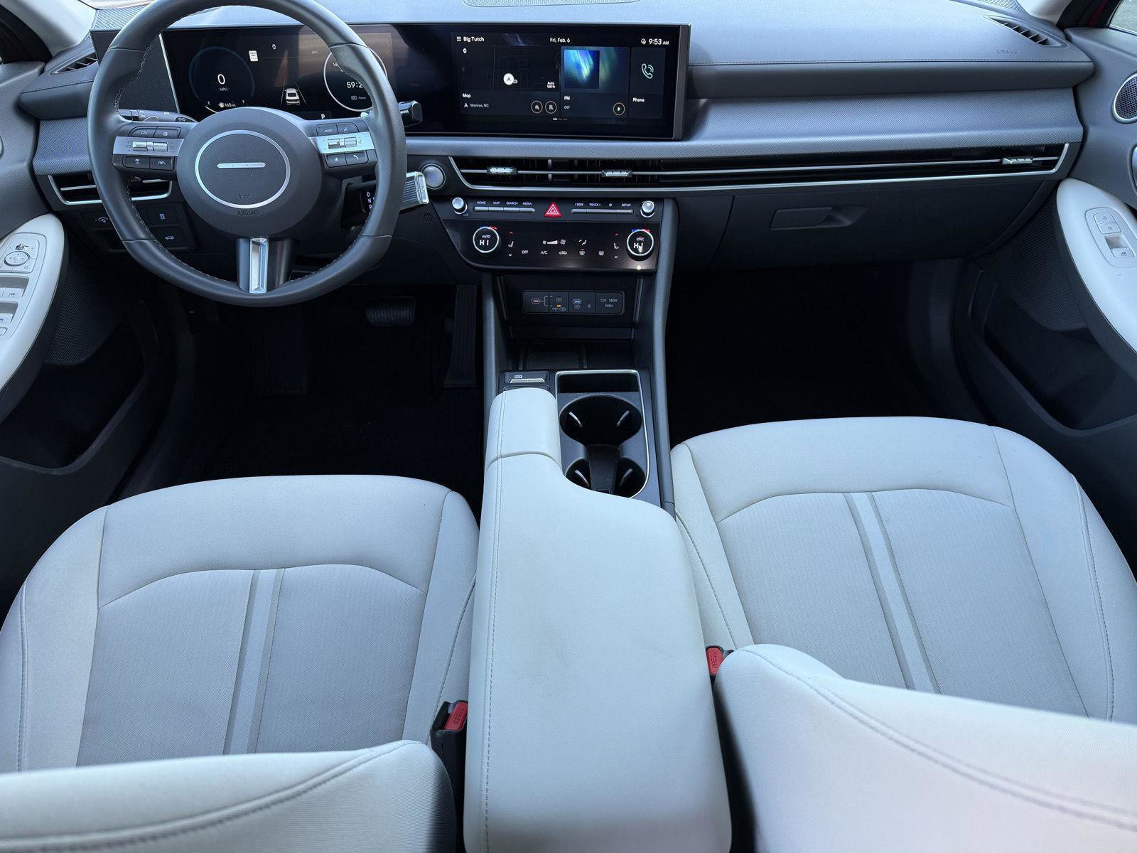 Certified 2024 Hyundai Sonata SEL w/ Convenience Package image 7