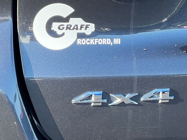 Used 2023 Jeep Compass Sport image 2