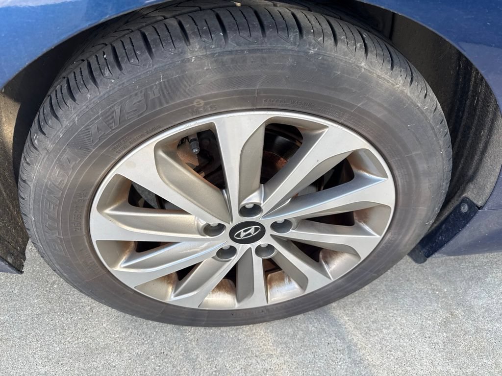 Used 2017 Hyundai Sonata Sport w/ Value Edition Package 02 FWD image 8
