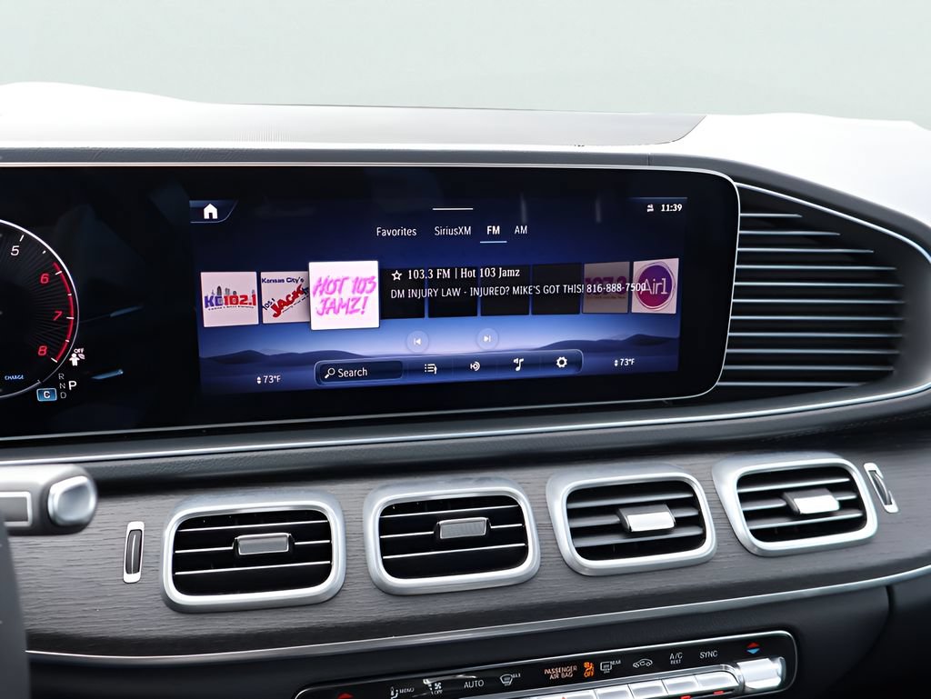 Certified 2025 Mercedes-Benz GLS 450 4MATIC image 24