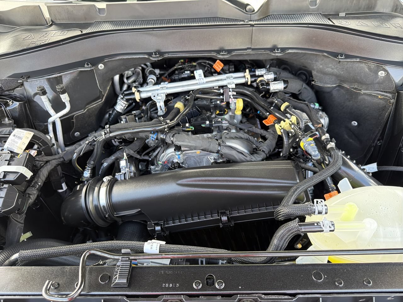 Used 2026 Ford Explorer Active RWD image 12