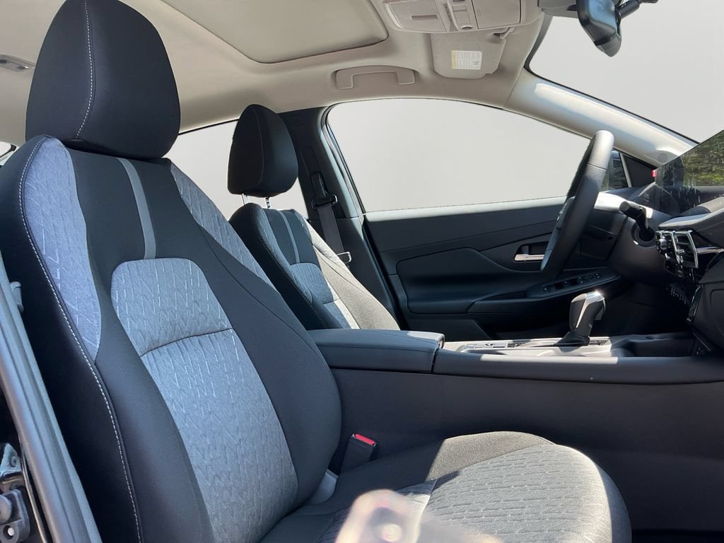New 2026 Nissan Sentra SV w/ SV Convenience Package FWD image 12