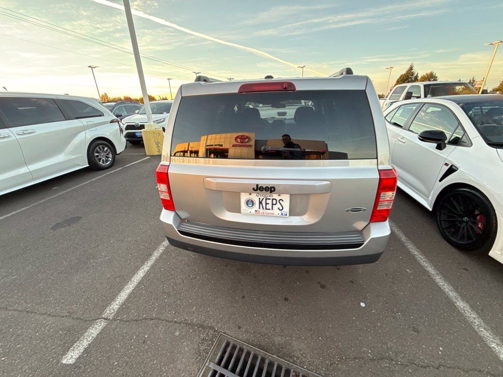 Used 2015 Jeep Patriot Sport w/ Power Value Group FWD image 6