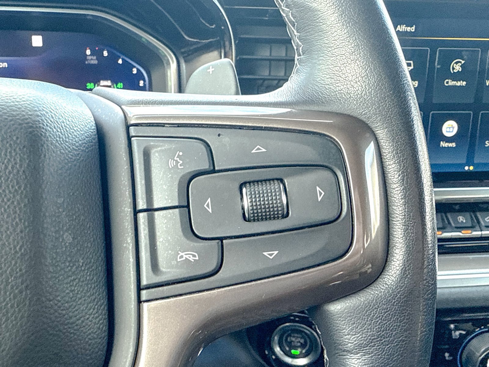 Certified 2022 Chevrolet Silverado 1500 High Country w/ High Country Premium Package image 40