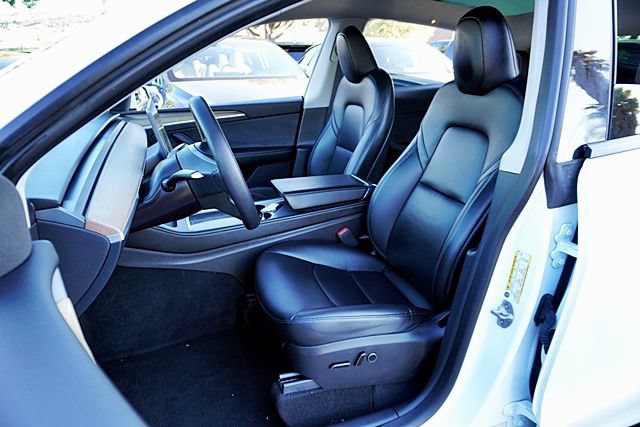 Used 2023 Tesla Model Y Long Range AWD/4WD image 16