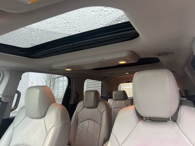 Used 2009 GMC Acadia SLT w/ Technology Package image 33