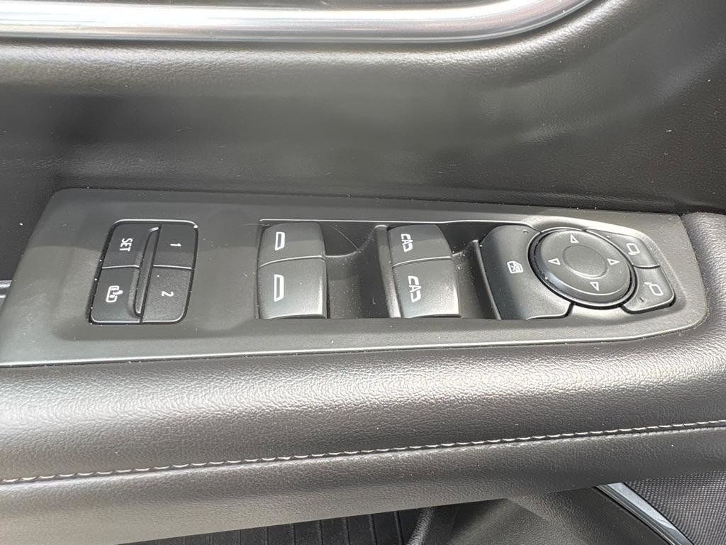 Used 2021 Chevrolet Suburban LT AWD/4WD image 20