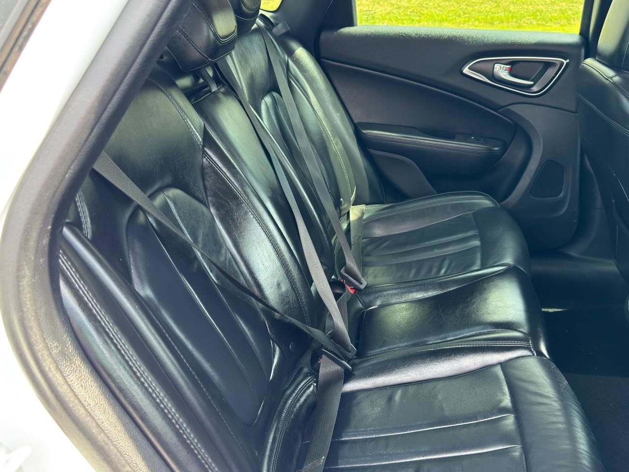 Used 2017 Chrysler 200 Limited Platinum FWD image 39