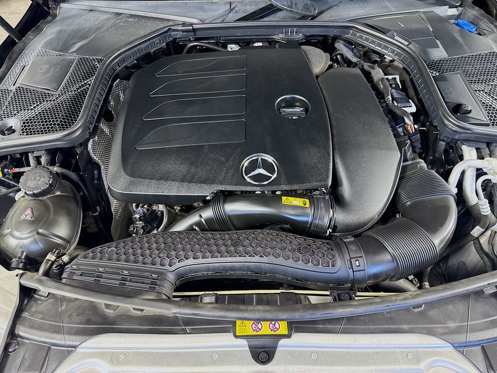 Used 2020 Mercedes-Benz C 300 Sedan image 37