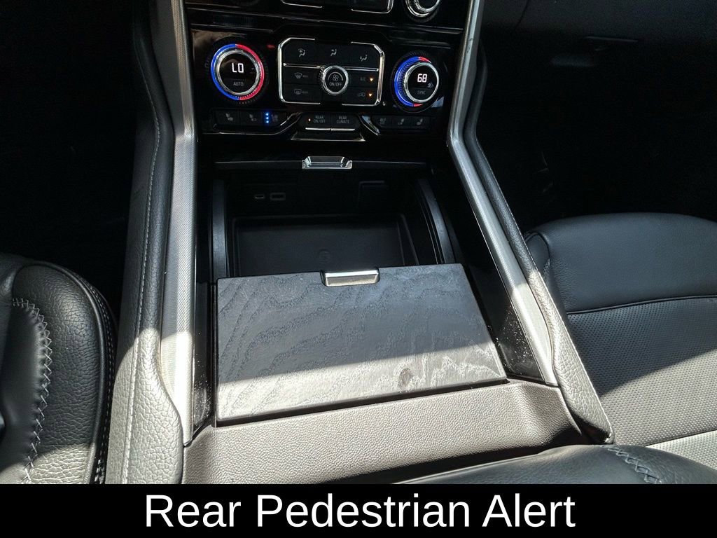 Used 2022 GMC Yukon Denali image 22