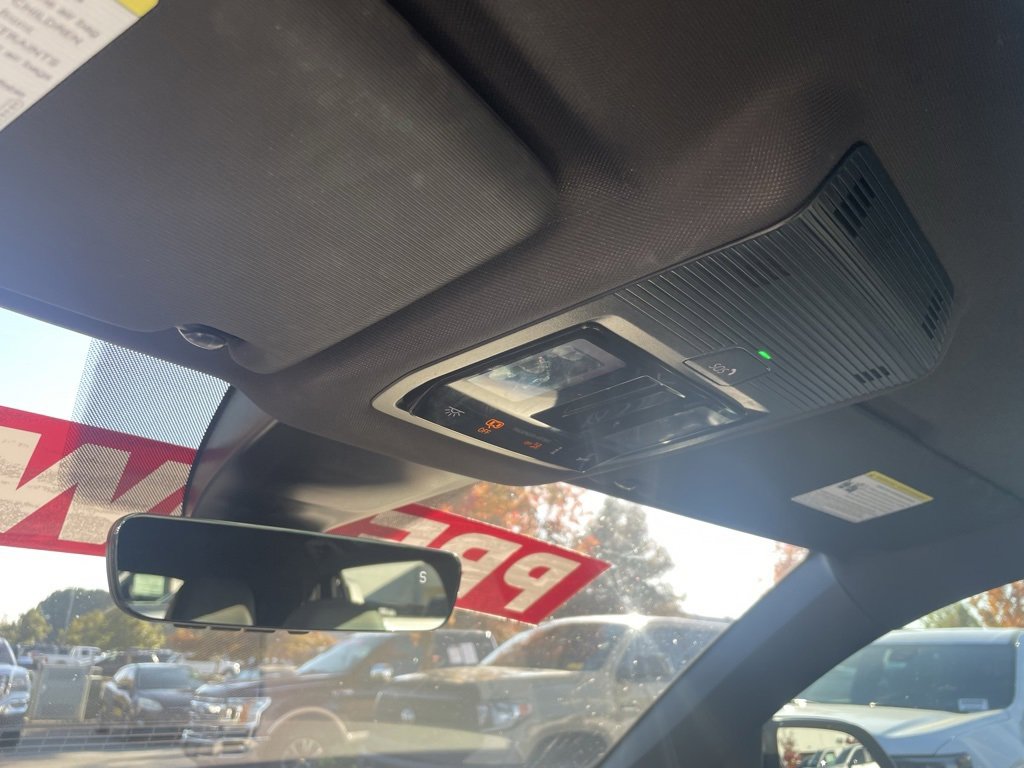 Used 2024 Volkswagen Atlas Cross Sport SEL R-Line image 23