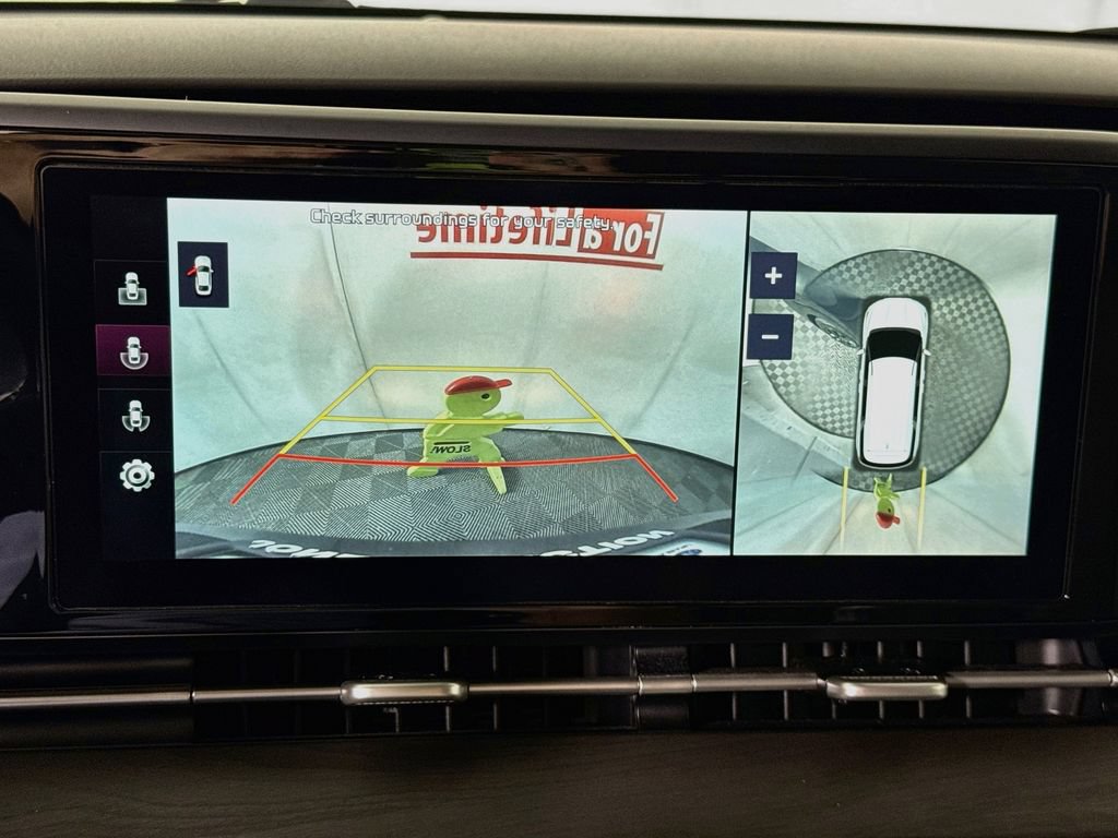 Used 2022 Kia Carnival SX FWD image 7