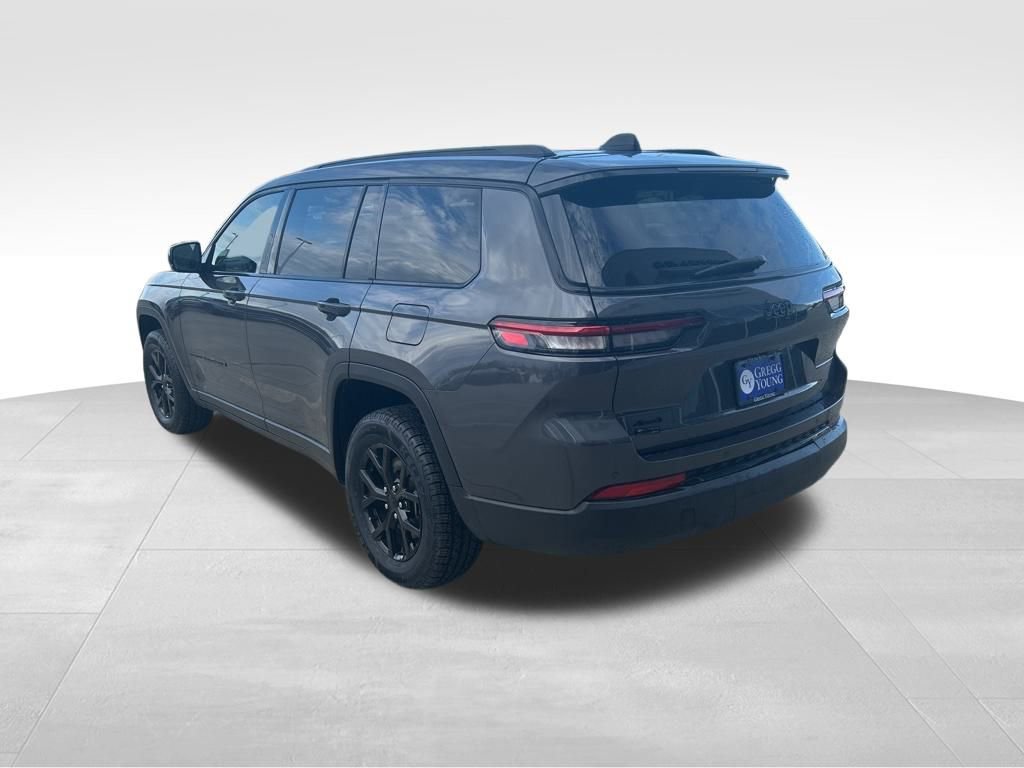 Used 2024 Jeep Grand Cherokee L Laredo image 6