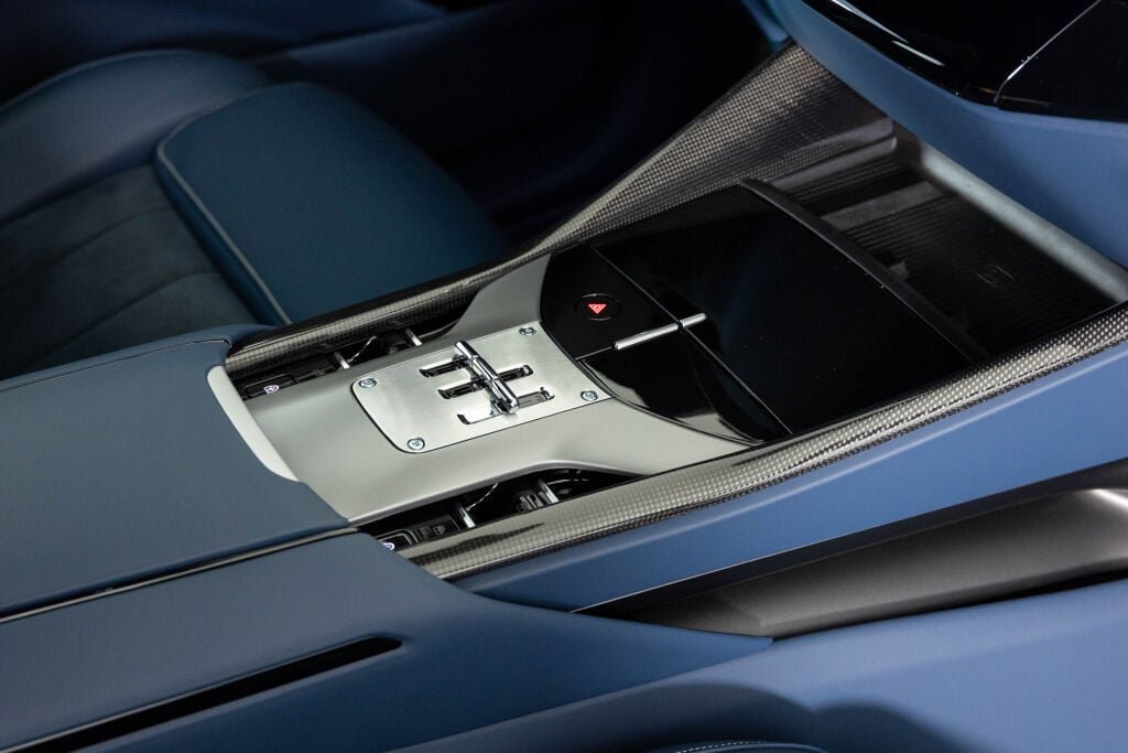 Certified 2025 Ferrari Purosangue AWD/4WD image 67