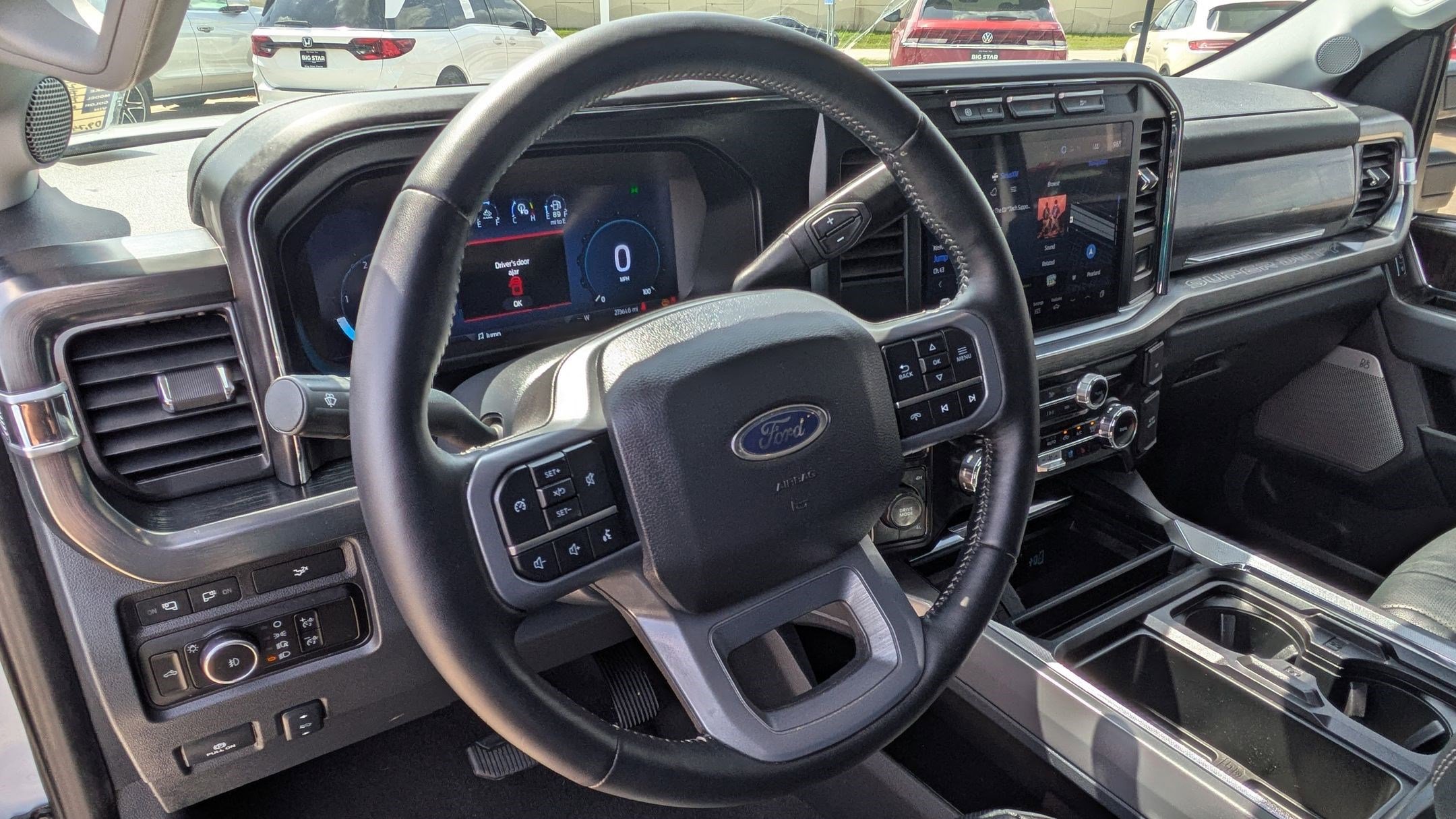 Used 2024 Ford F250 Lariat image 12