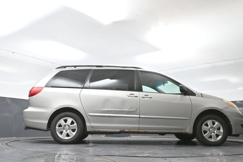 Used 2008 Toyota Sienna CE FWD image 18
