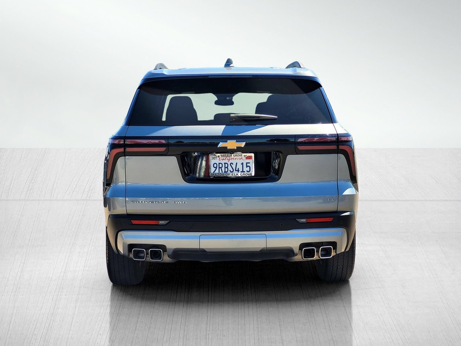 Used 2024 Chevrolet Traverse LT AWD/4WD image 5