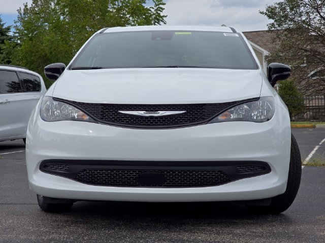 New 2027 Chrysler Pacifica LX FWD image 3