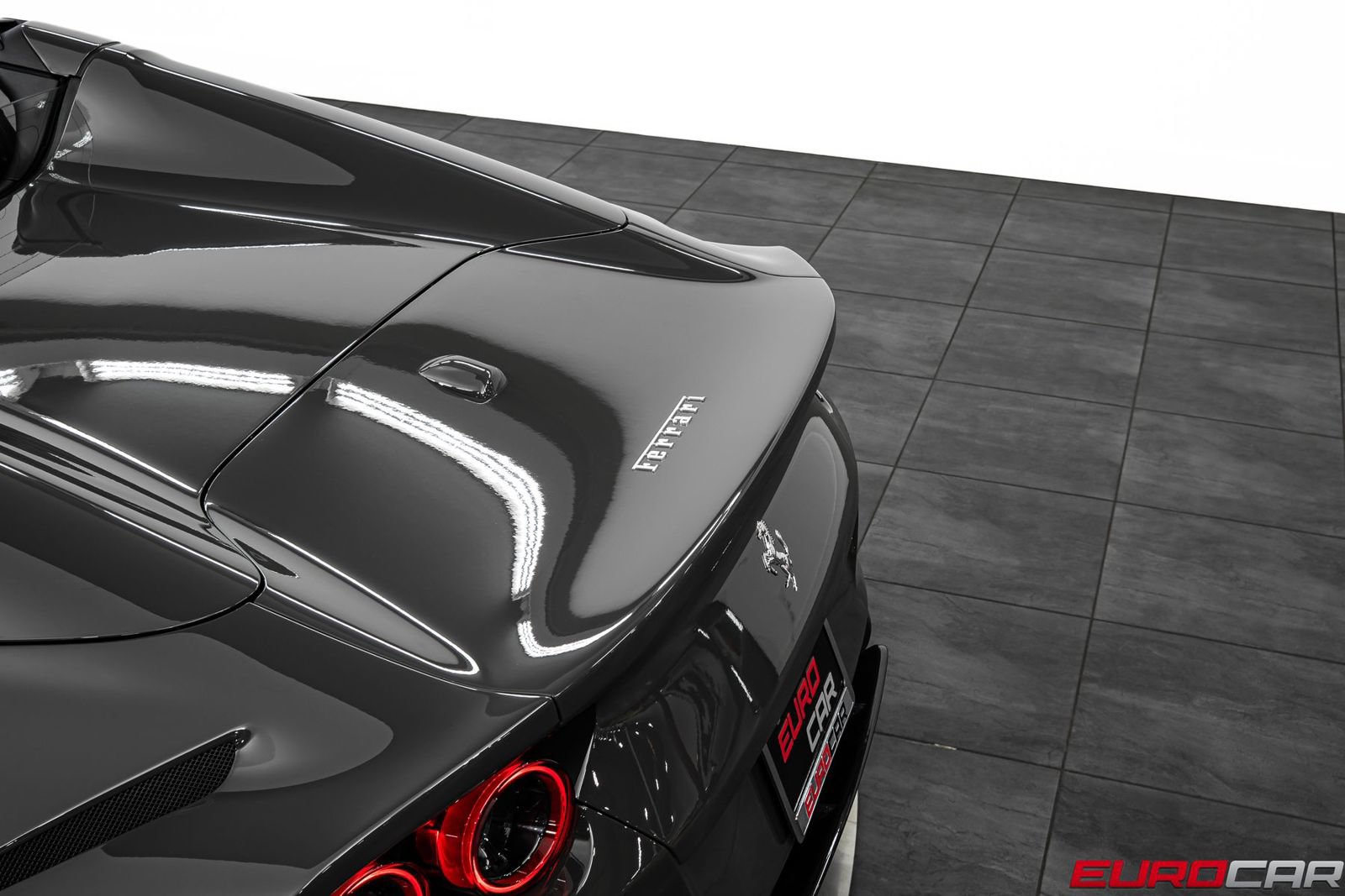 Used 2023 Ferrari 812 GTS RWD image 25