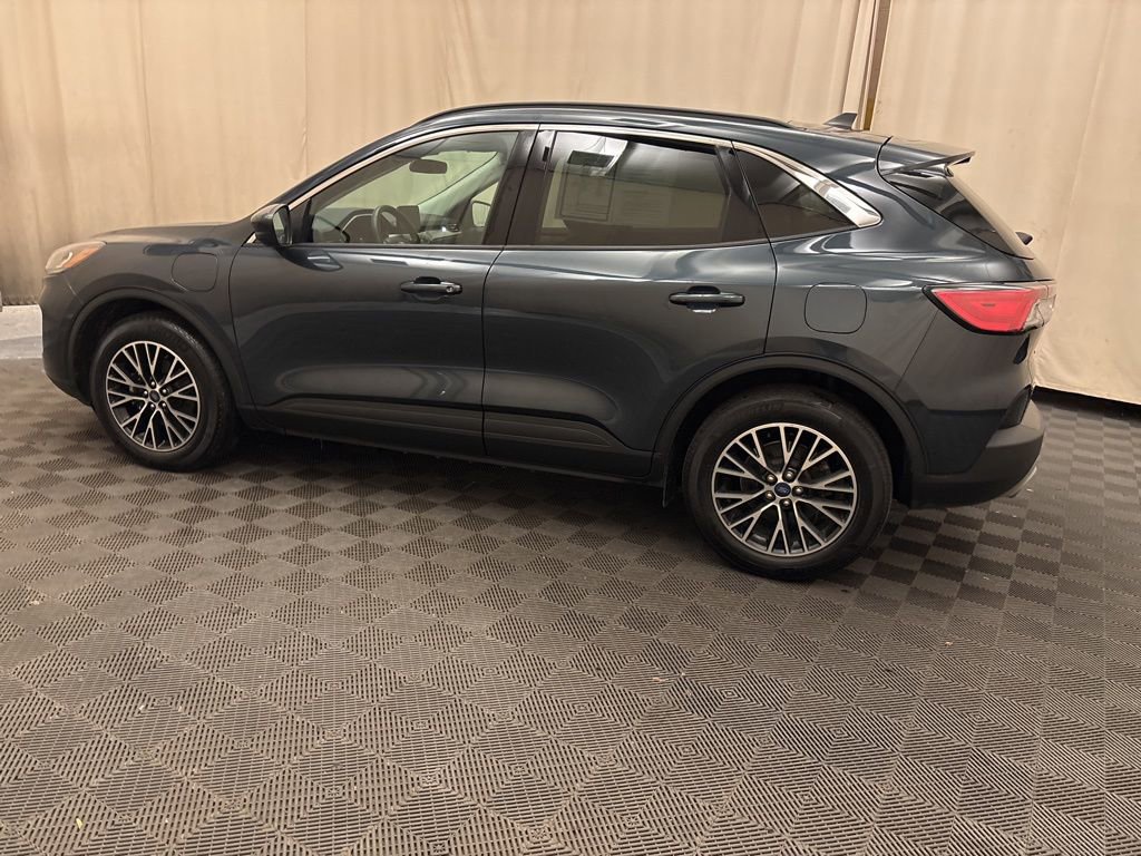 Used 2022 Ford Escape SEL w/ Technology Package image 8