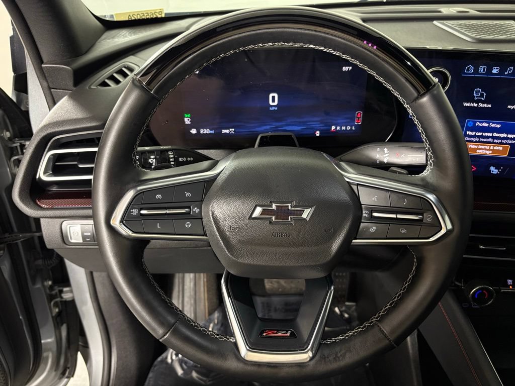Used 2024 Chevrolet Traverse Z71 w/ Enhanced Driving Package AWD/4WD image 23