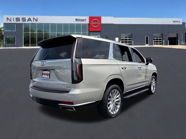 Used 2022 Cadillac Escalade Premium Luxury AWD/4WD image 3
