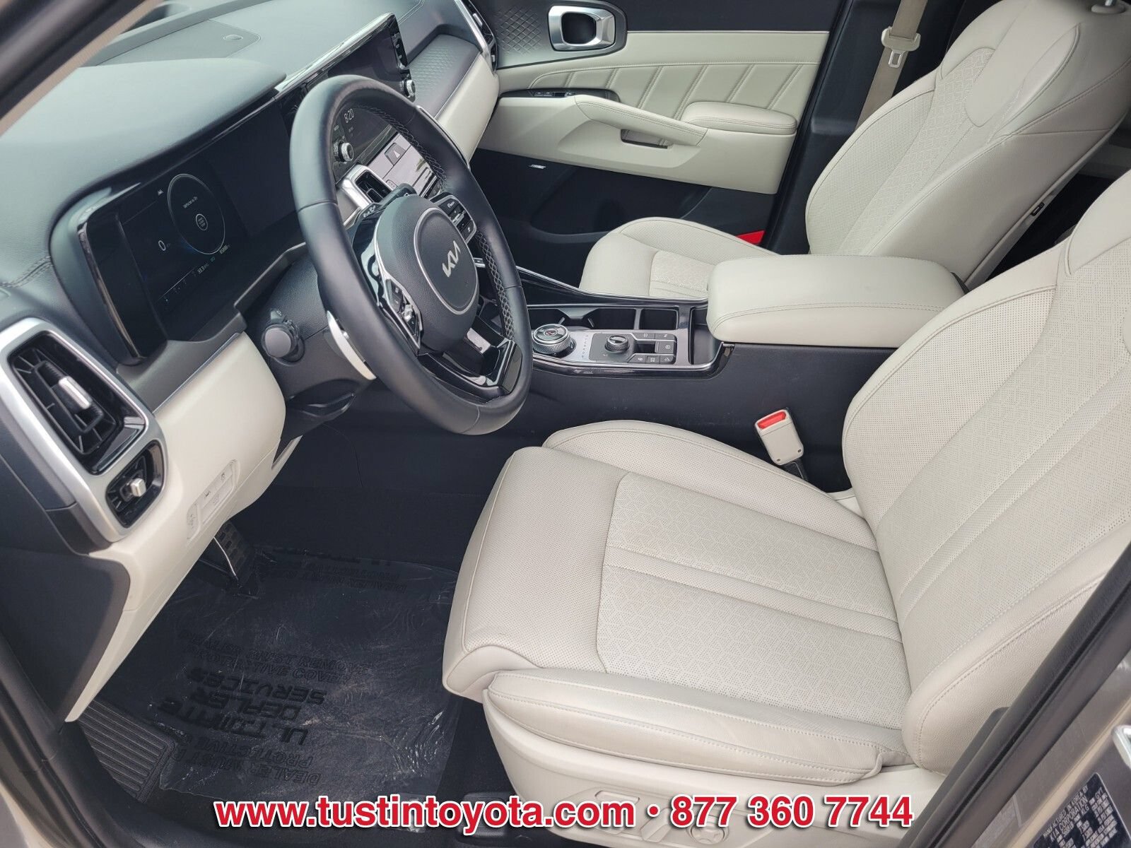 Used 2023 Kia Sorento SX Prestige w/ Panoramic Sunroof Package AWD/4WD image 10
