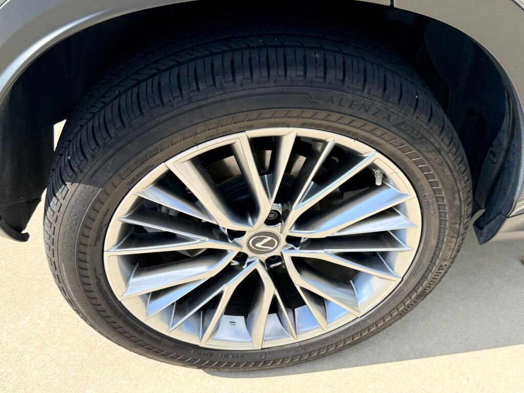 Used 2022 Lexus NX 350h AWD image 12