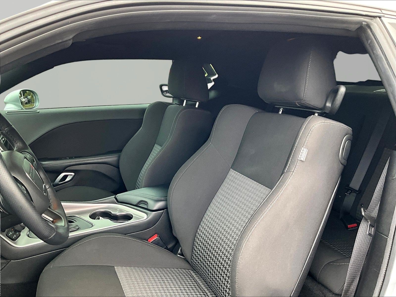 Used 2022 Dodge Challenger R/T w/ Blacktop Package RWD image 19