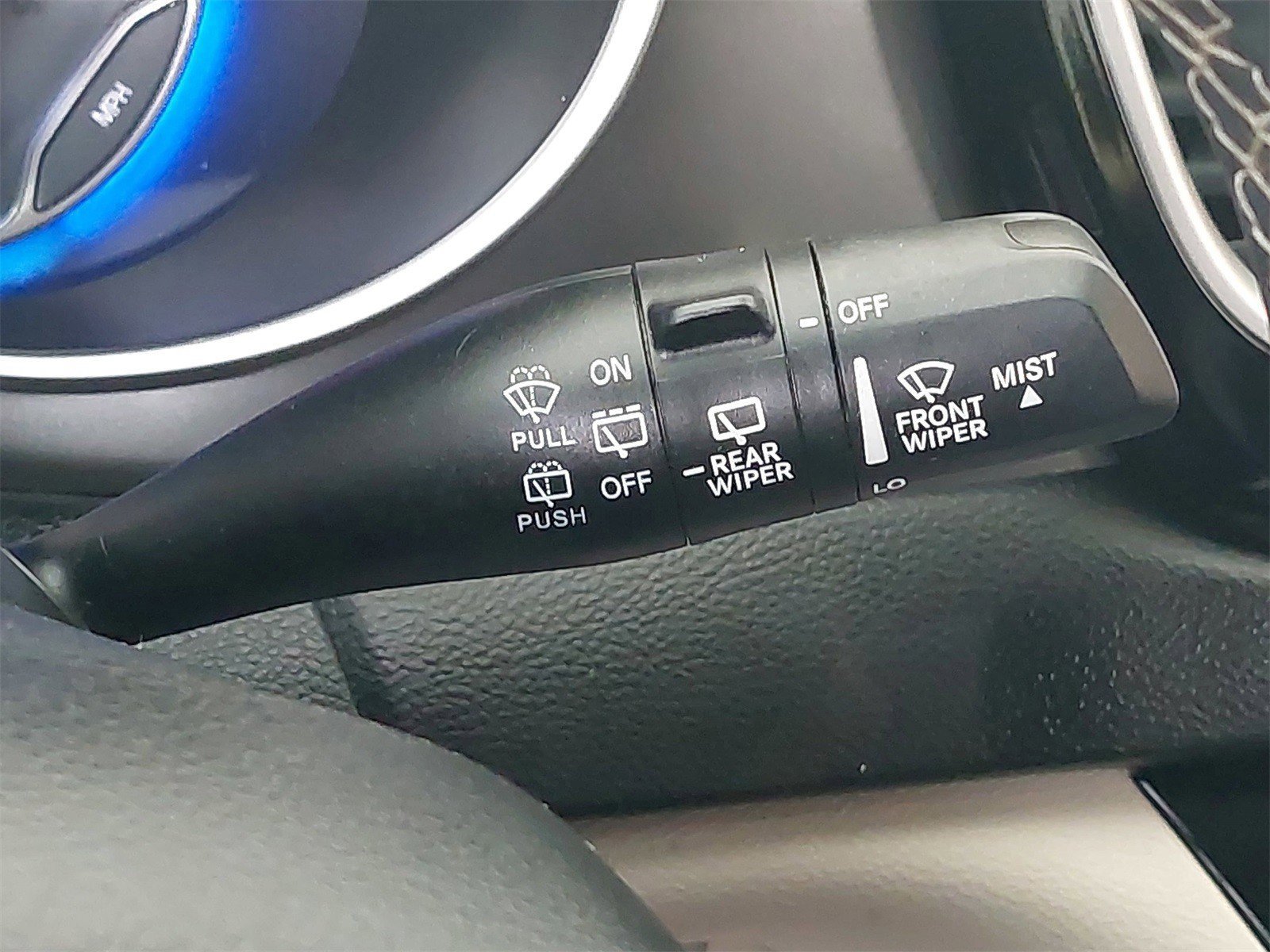 Used 2022 Chrysler Pacifica Touring-L image 22