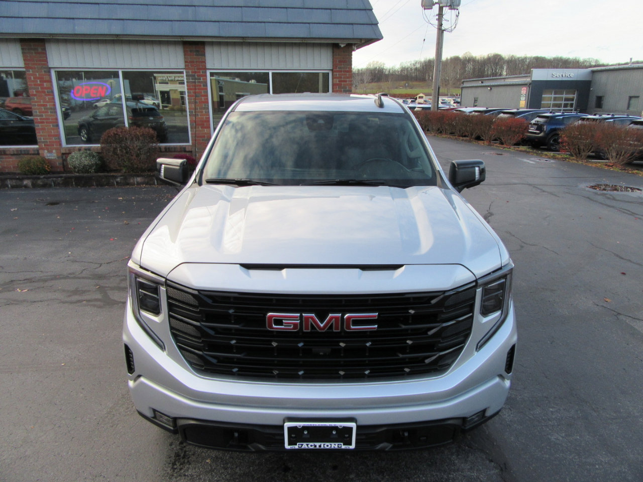 Used 2022 GMC Sierra 1500 Elevation image 3