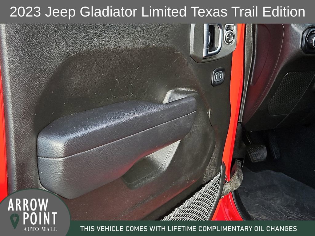 Used 2023 Jeep Gladiator Sport image 21