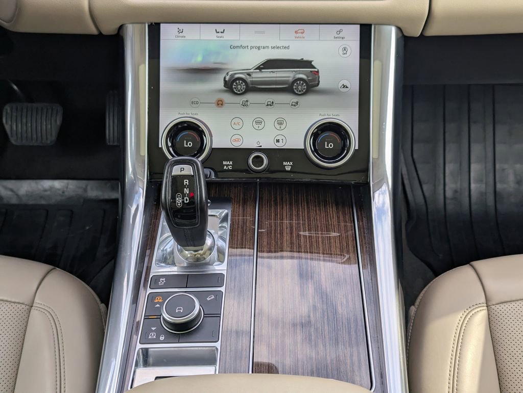 Used 2020 Land Rover Range Rover Sport HSE image 18