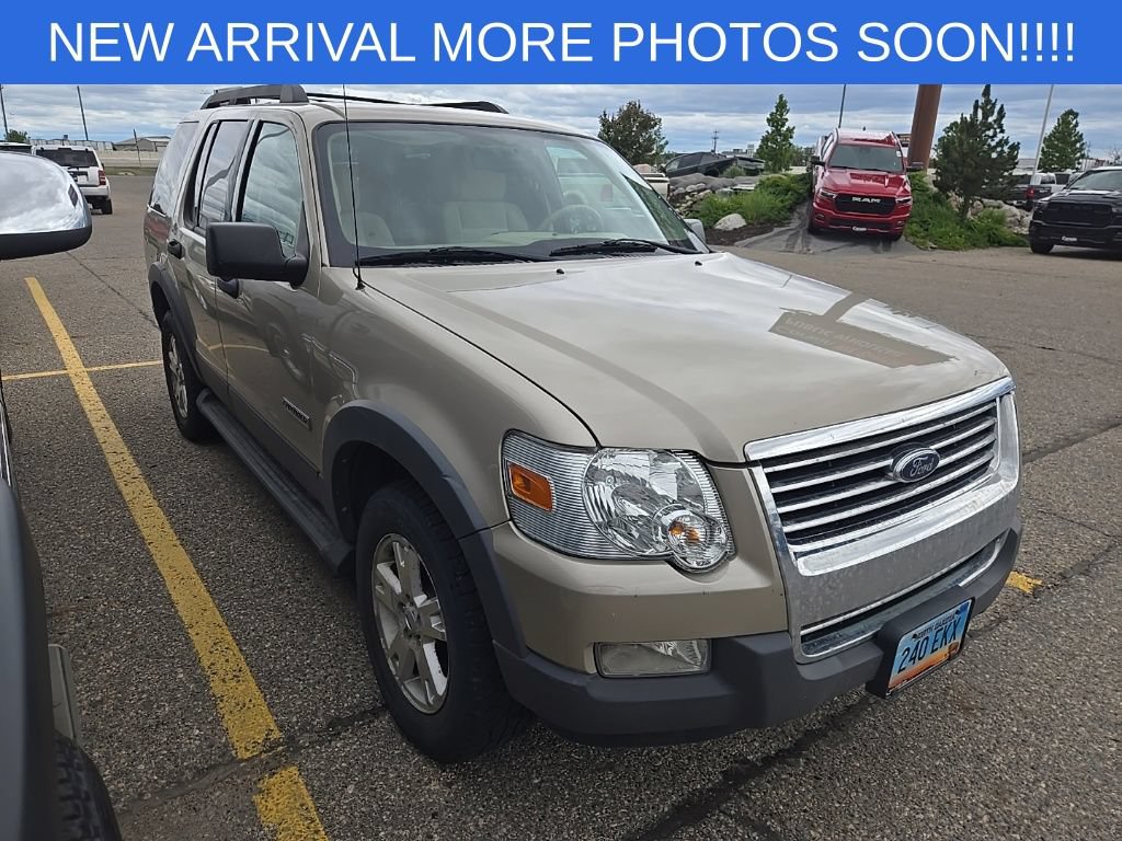 Used 2006 Ford Explorer XLT AWD/4WD image 7