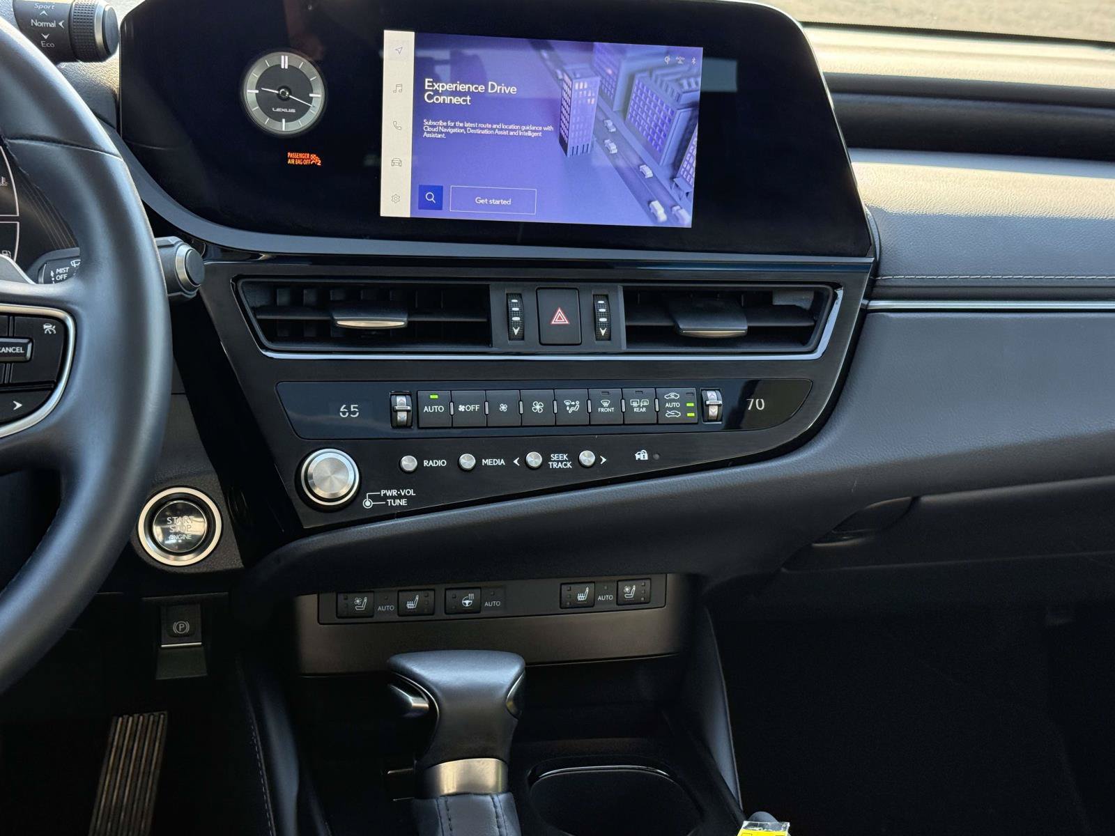 Used 2025 Lexus ES 350 w/ Premium Package FWD image 18