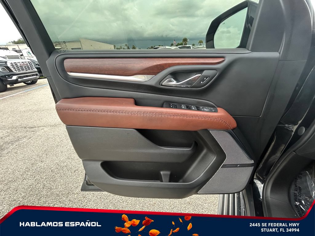 Certified 2023 GMC Yukon Denali Ultimate AWD/4WD image 10
