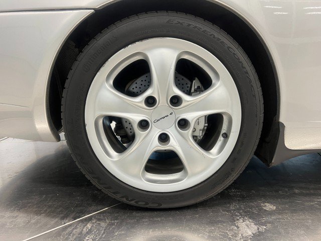 Used 2000 Porsche 911 Cabriolet image 31