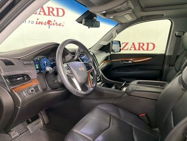 Used 2017 Cadillac Escalade Luxury RWD image 11
