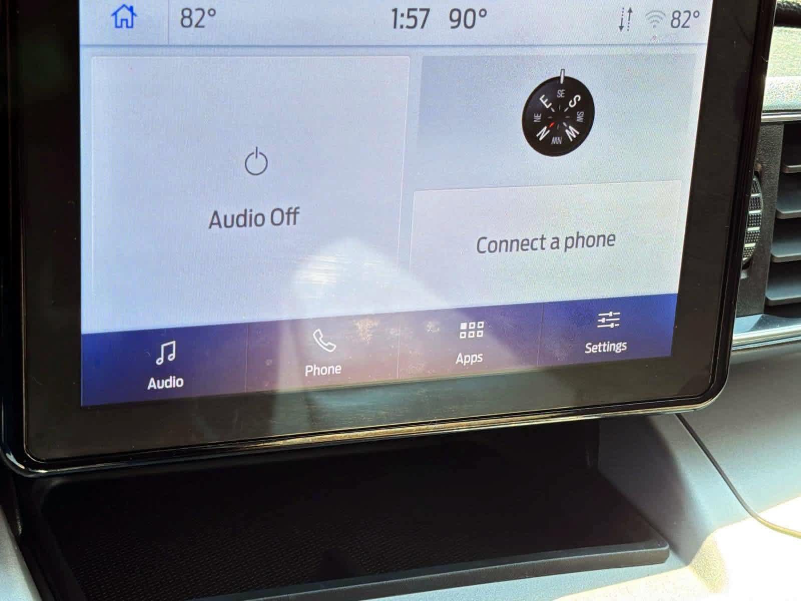 Used 2023 Ford Explorer XLT w/ Equipment Group 202A AWD/4WD image 23