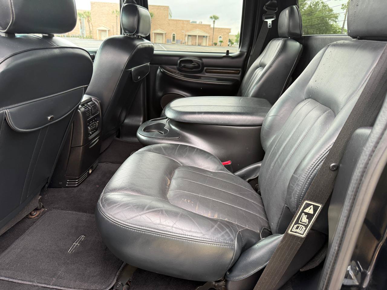 Used 2002 Lincoln Blackwood RWD image 15