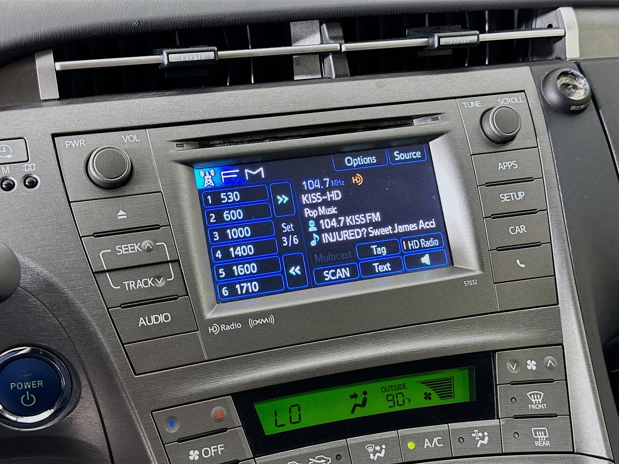 Used 2014 Toyota Prius Prime Plug-In Hybrid image 19