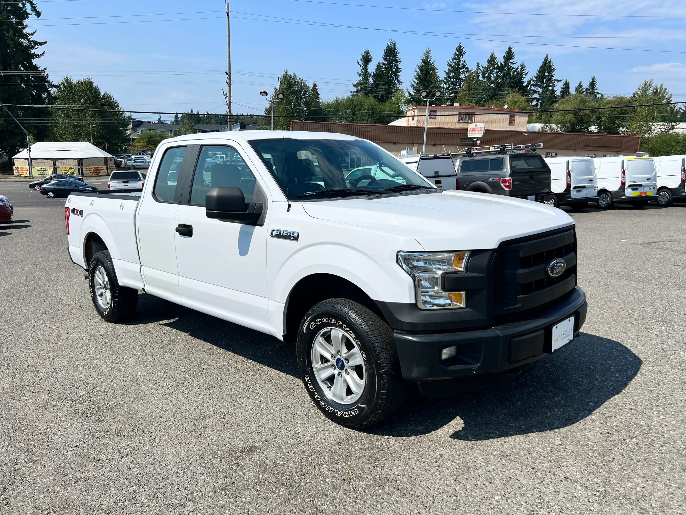 Used 2015 Ford F150 XL w/ Equipment Group 101A Mid AWD/4WD image 3