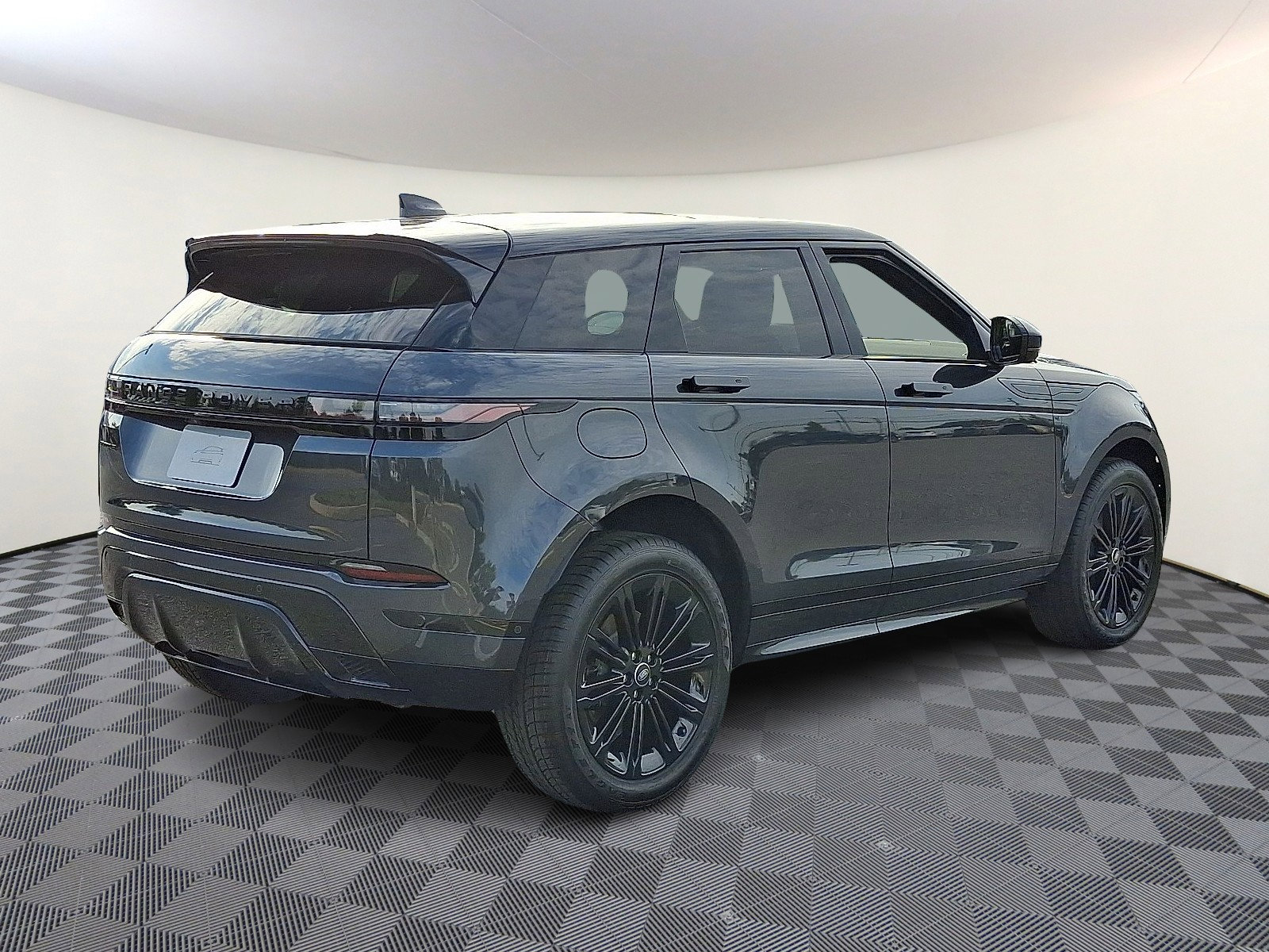New 2026 Land Rover Range Rover Evoque Dynamic SE image 4