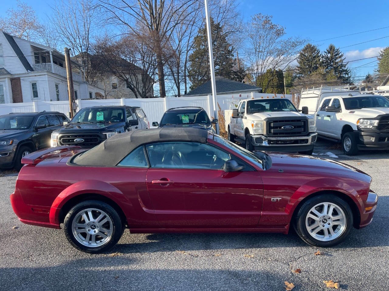 Used 2006 Ford Mustang GT RWD image 7